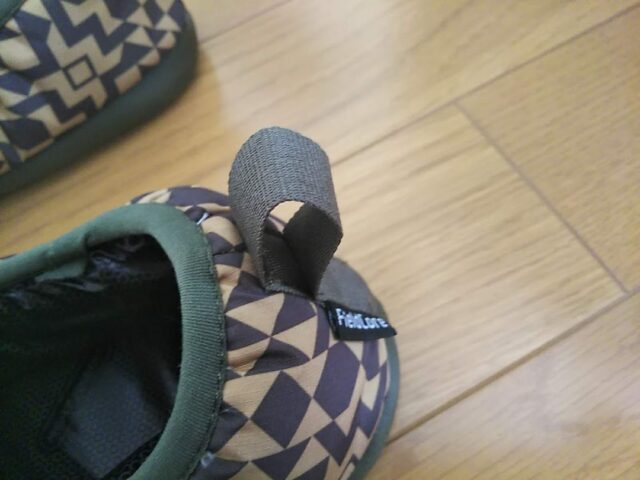 ワークマンのルームシューズ