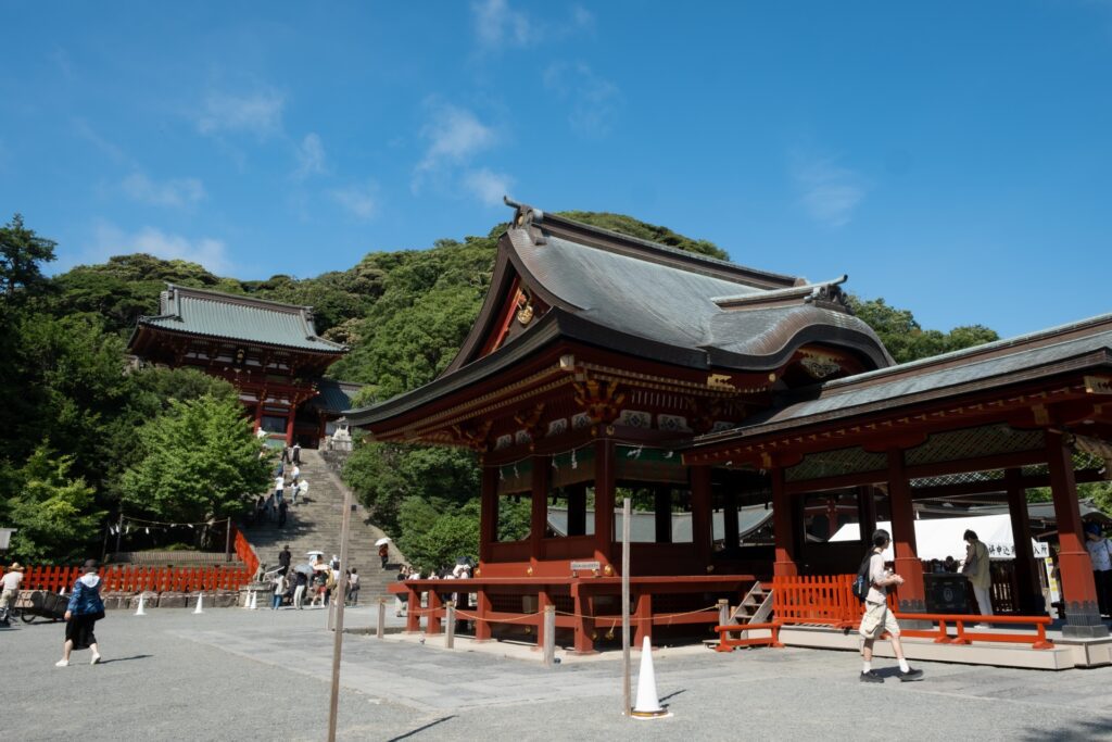 初詣の人数別ランキングTOP10【2025】鶴岡八幡宮